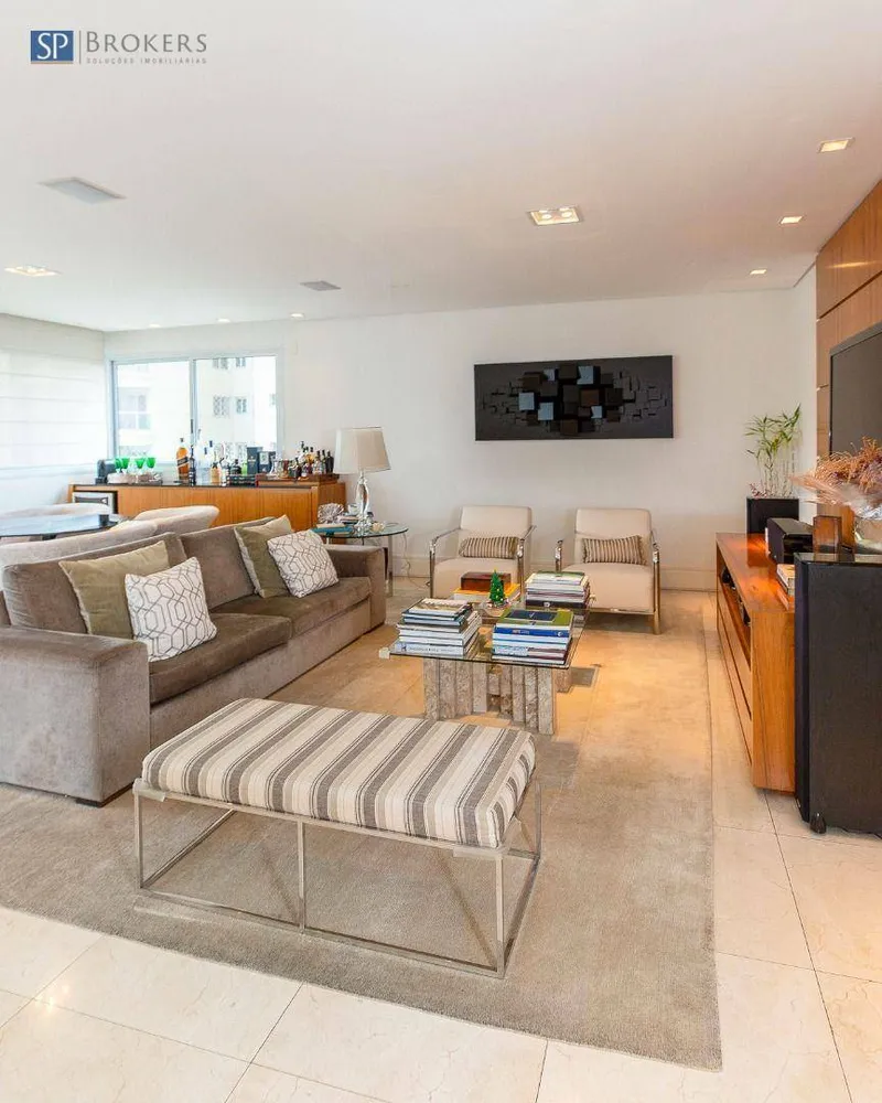 Apartamento, 4 quartos, 240 m² - Foto 4