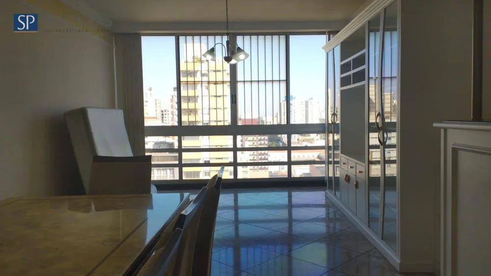 Apartamento, 3 quartos, 225 m² - Foto 2