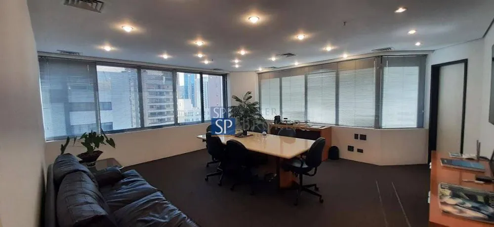 Sala-Conjunto, 300 m² - Foto 1