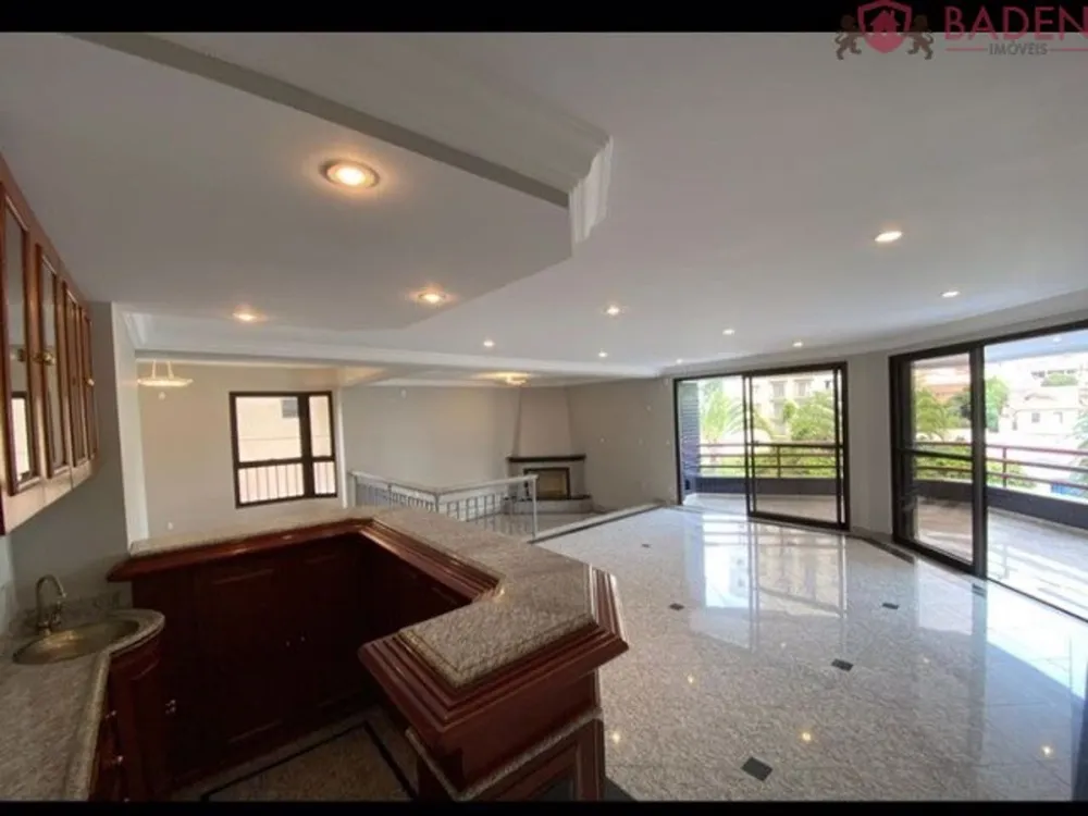 Apartamento, 4 quartos, 238 m² - Foto 1