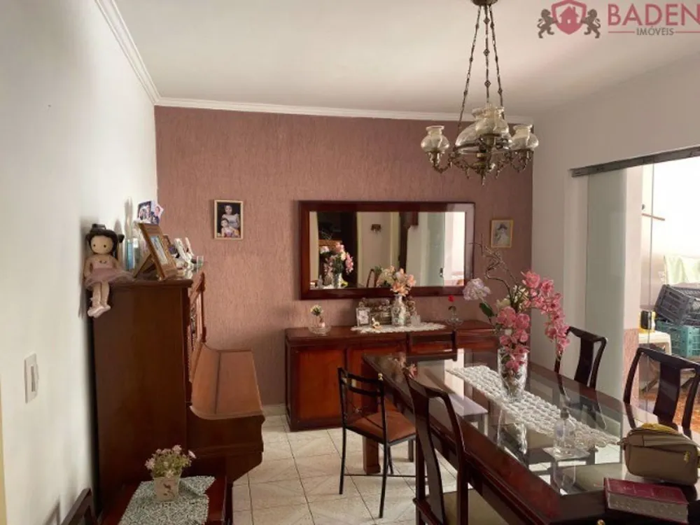 Casa, 5 quartos, 200 m² - Foto 4