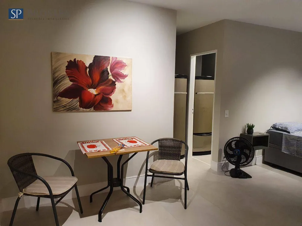 Apartamento, 1 quarto, 43 m² - Foto 2