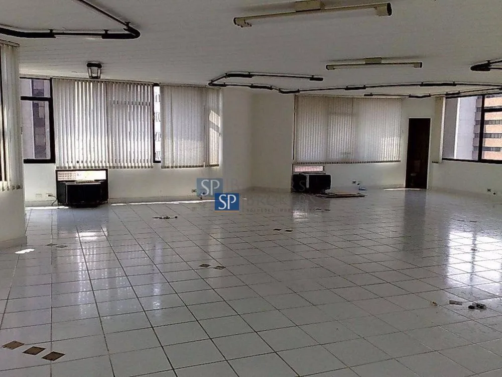 Sala-Conjunto, 360 m² - Foto 1
