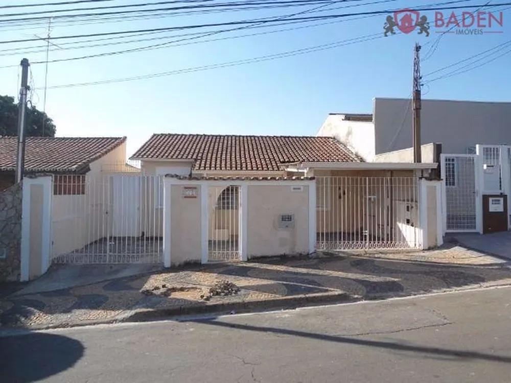 Casa, 3 quartos, 210 m² - Foto 1