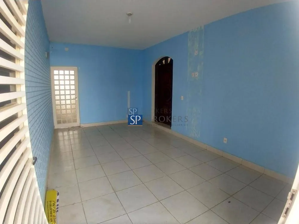 Casa, 4 quartos, 215 m² - Foto 1