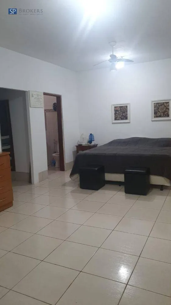 Chácara, 3 quartos, 1300 m² - Foto 2