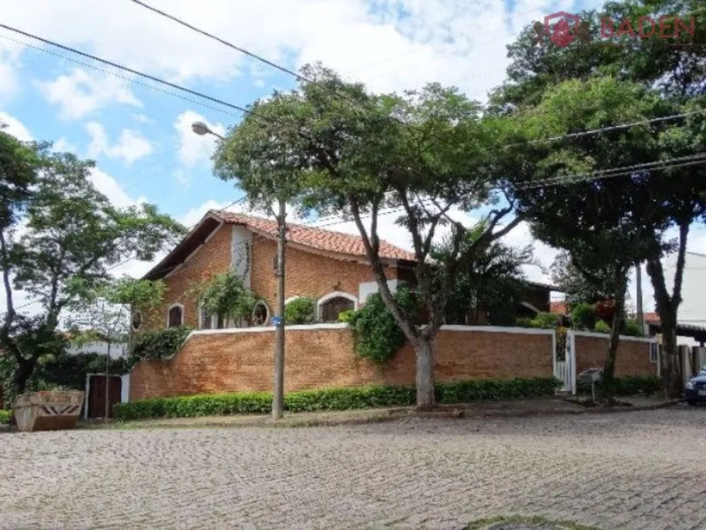 Casa, 5 quartos, 321 m² - Foto 1