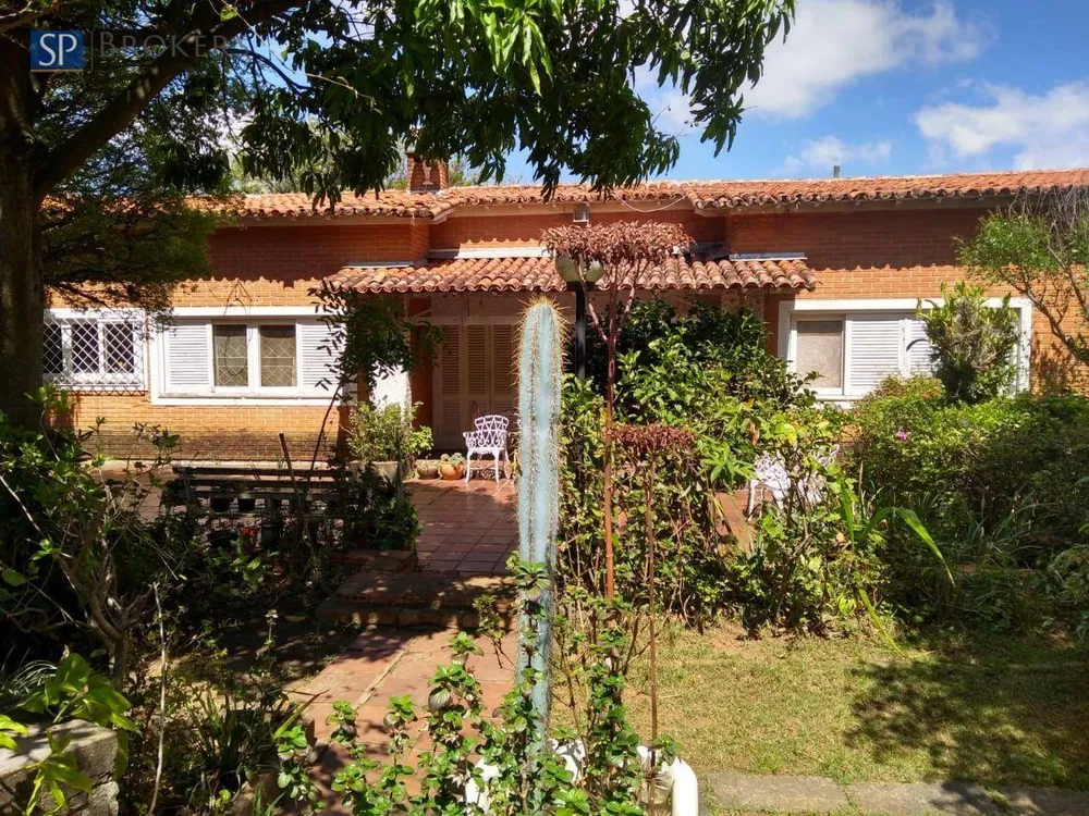 Casa, 4 quartos, 272 m² - Foto 1