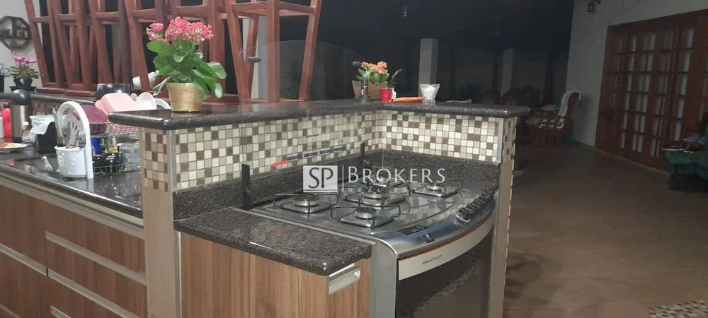 Chácara, 3 quartos, 1012 m² - Foto 4