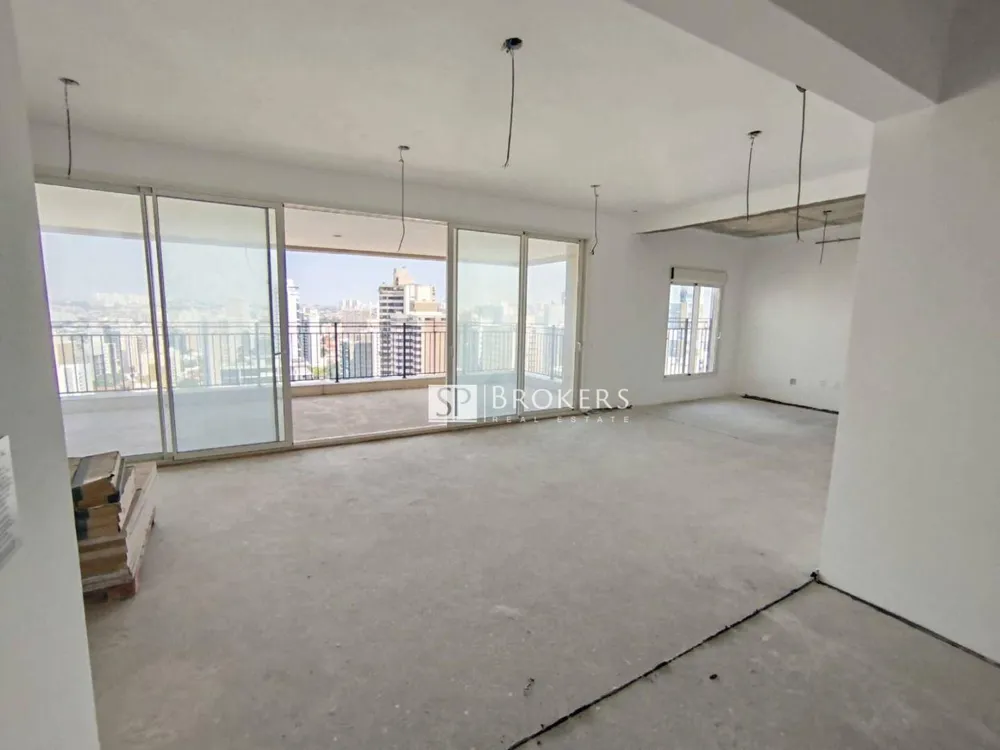 Apartamento, 3 quartos, 256 m² - Foto 1