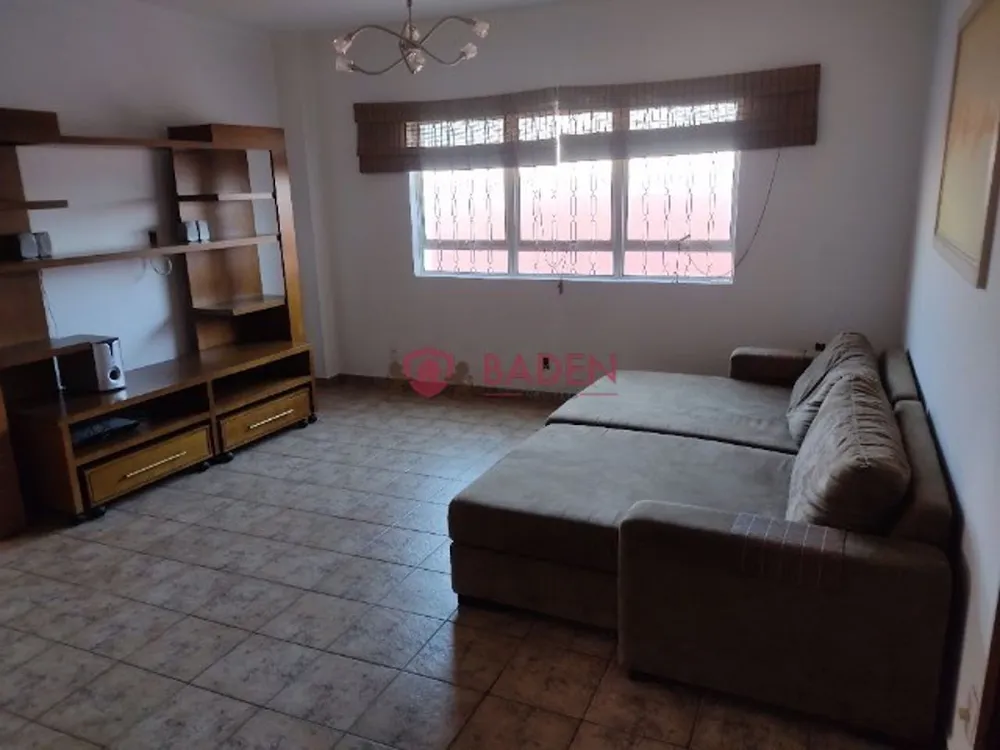 Casa, 3 quartos, 250 m² - Foto 1