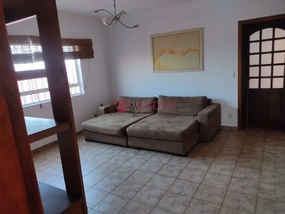 Casa, 3 quartos, 250 m² - Foto 2