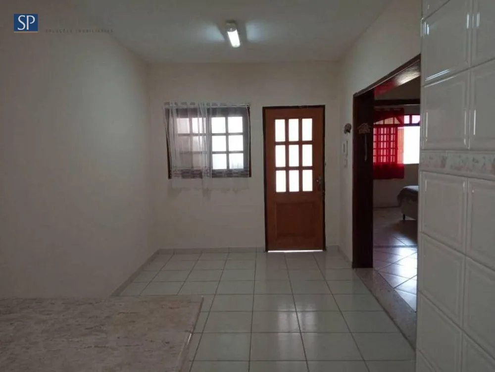 Casa, 3 quartos, 180 m² - Foto 3