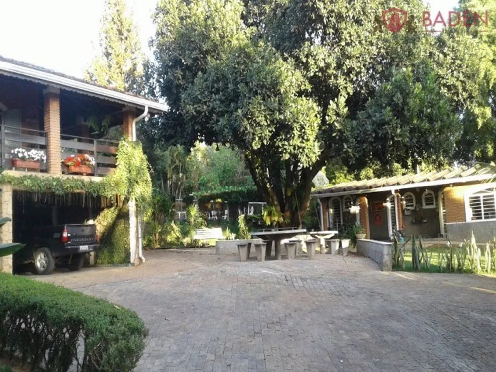 Chácara, 4 quartos, 1000 m² - Foto 1