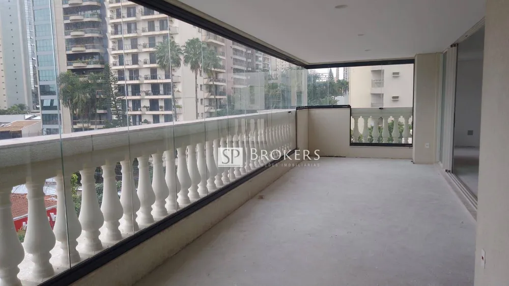 Apartamento, 3 quartos, 256 m² - Foto 1