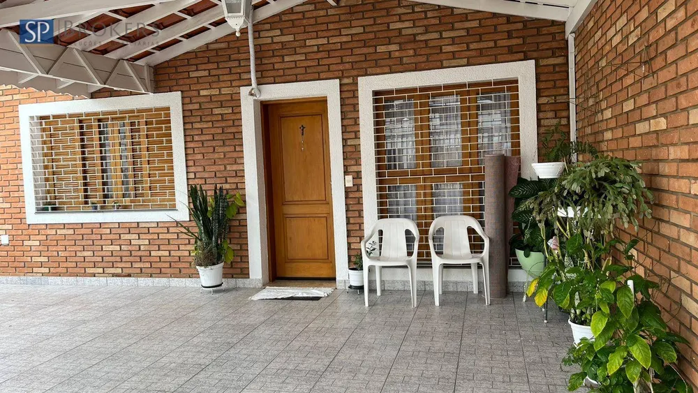 Casa, 6 quartos, 153 m² - Foto 2