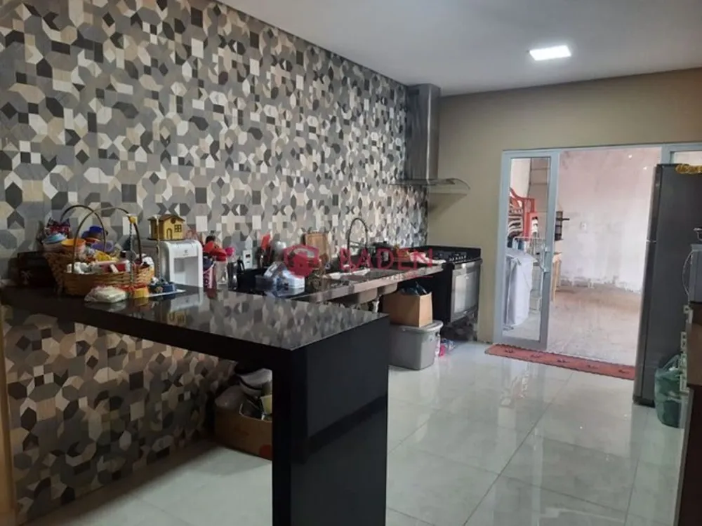 Casa, 3 quartos, 148 m² - Foto 1