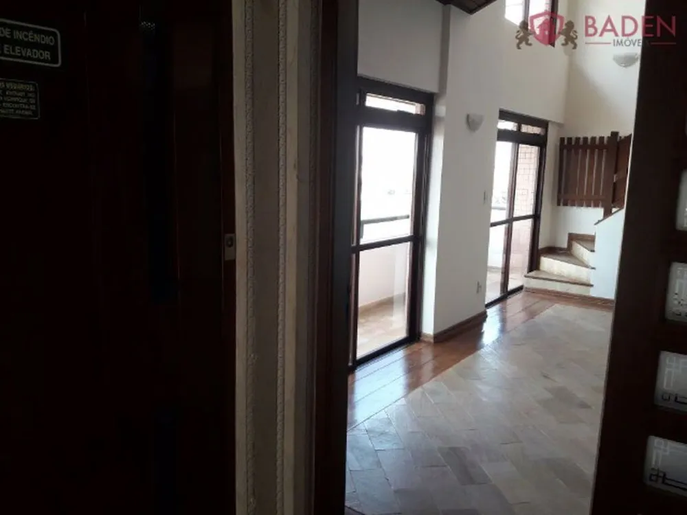 Apartamento, 3 quartos, 215 m² - Foto 2