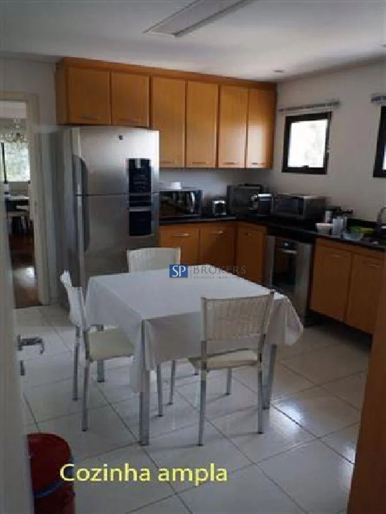 Apartamento, 3 quartos, 240 m² - Foto 4