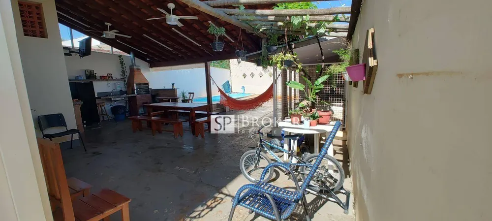 Casa, 3 quartos, 164 m² - Foto 3
