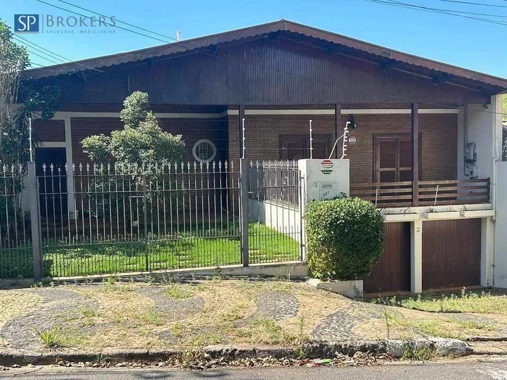 Casa, 3 quartos, 340 m² - Foto 1