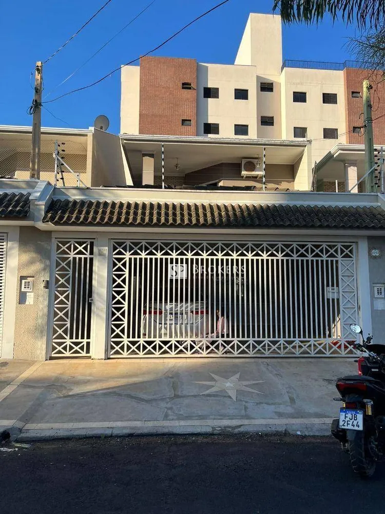 Casa, 3 quartos, 176 m² - Foto 1
