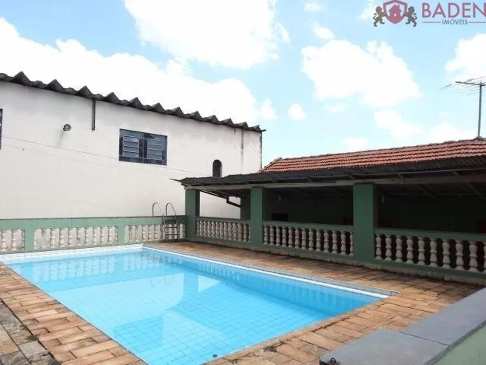 Chácara, 4 quartos, 3000 m² - Foto 1