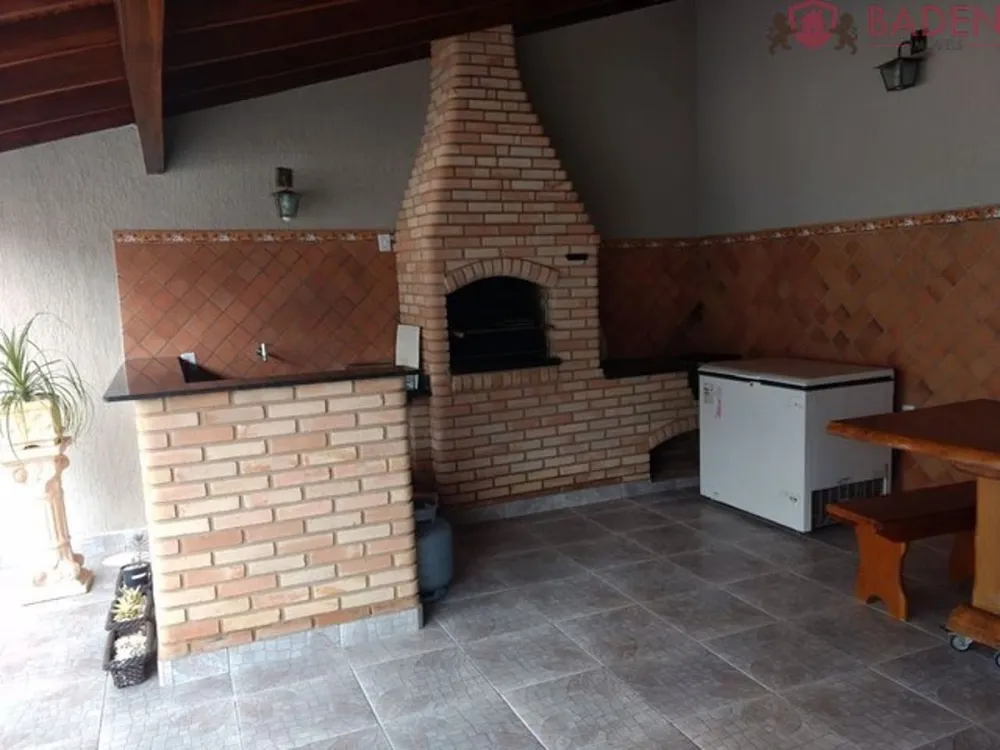 Casa, 3 quartos, 207 m² - Foto 3