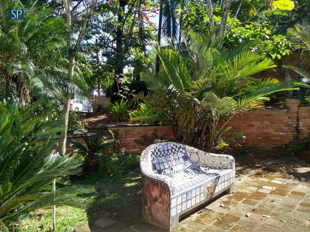 Loteamento e Condomínio, 702 m² - Foto 1