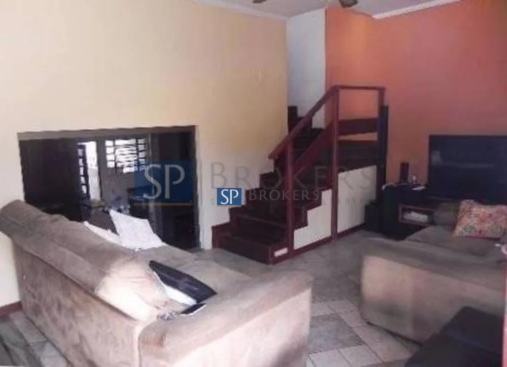 Casa, 3 quartos, 200 m² - Foto 1