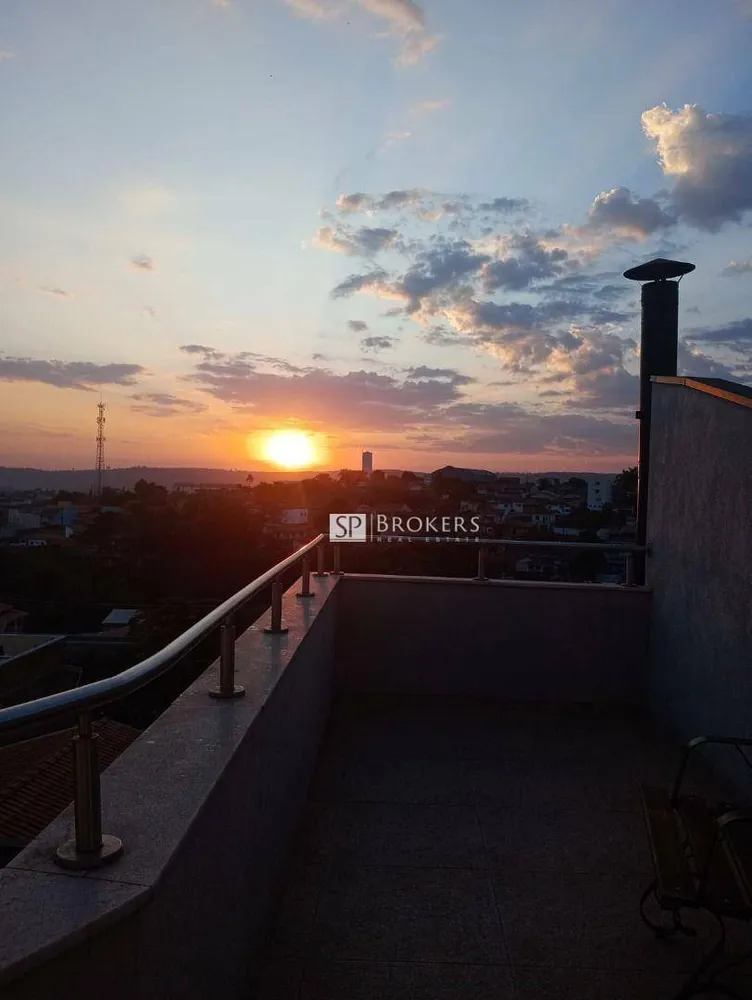 Casa, 3 quartos, 320 m² - Foto 3