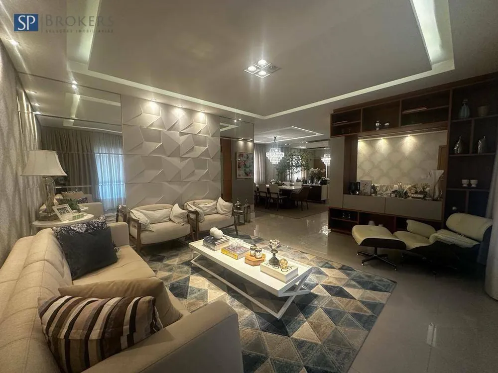 Apartamento, 3 quartos, 186 m² - Foto 2