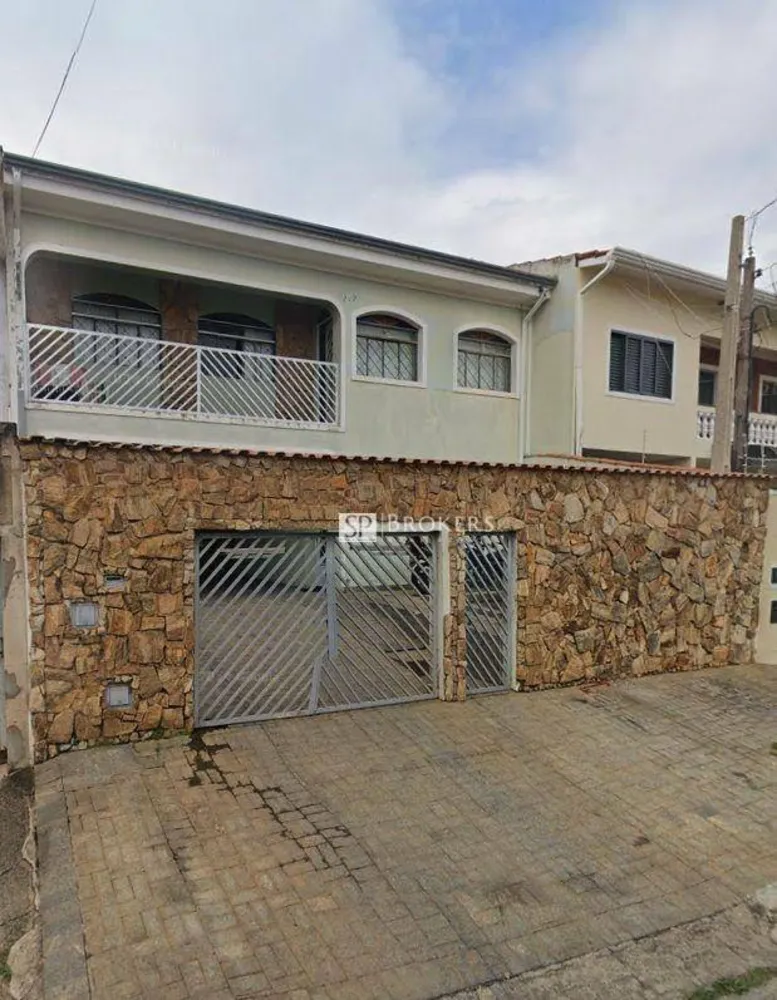 Casa, 3 quartos, 220 m² - Foto 1