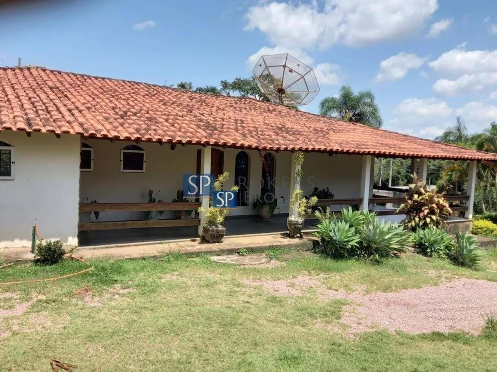 Chácara, 2 quartos, 904 m² - Foto 2