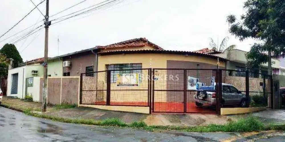 Casa, 4 quartos, 260 m² - Foto 1