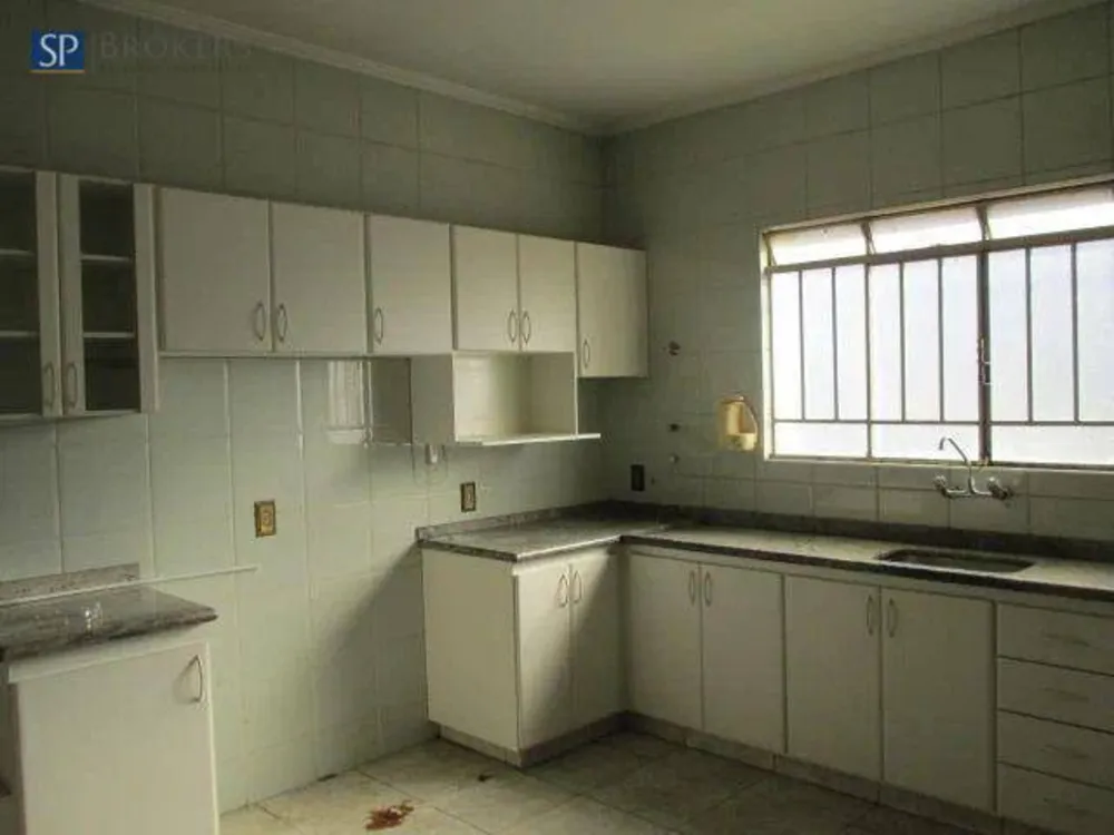 Casa, 2 quartos, 165 m² - Foto 1