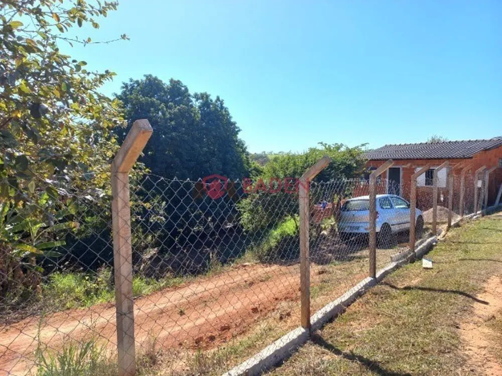 Chácara, 2 quartos, 1070 m² - Foto 1
