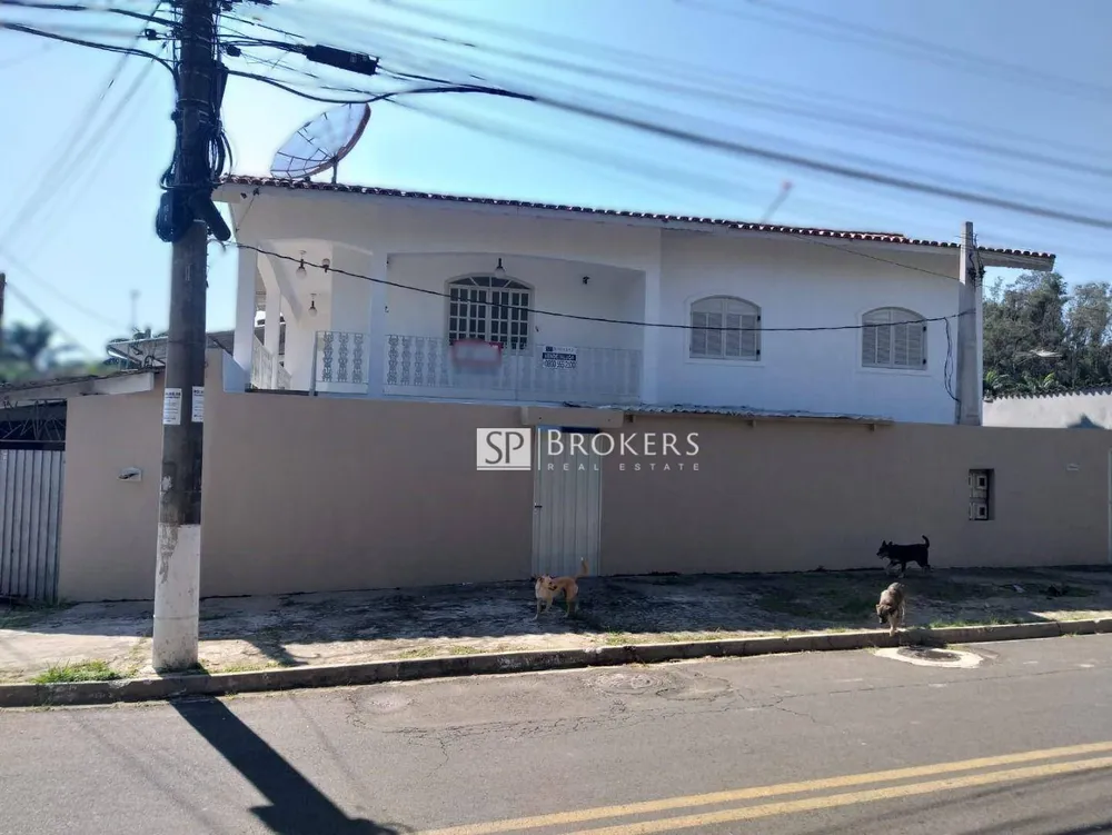 Casa, 3 quartos, 304 m² - Foto 1