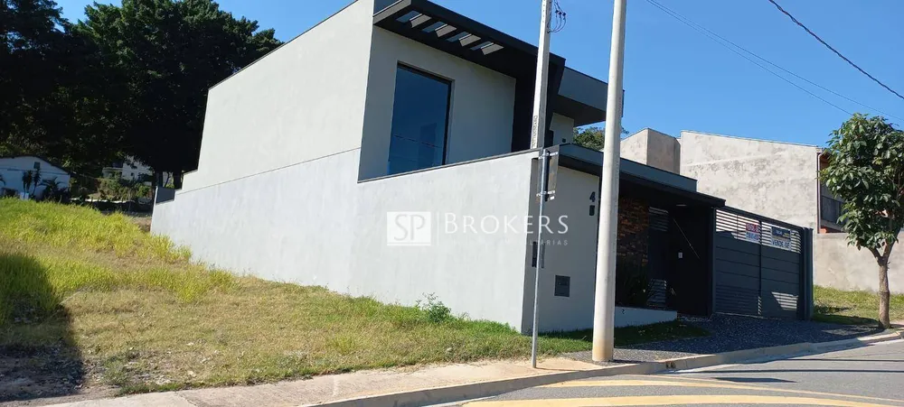 Casa, 3 quartos, 233 m² - Foto 1