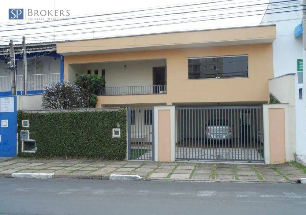 Casa, 4 quartos, 302 m² - Foto 1