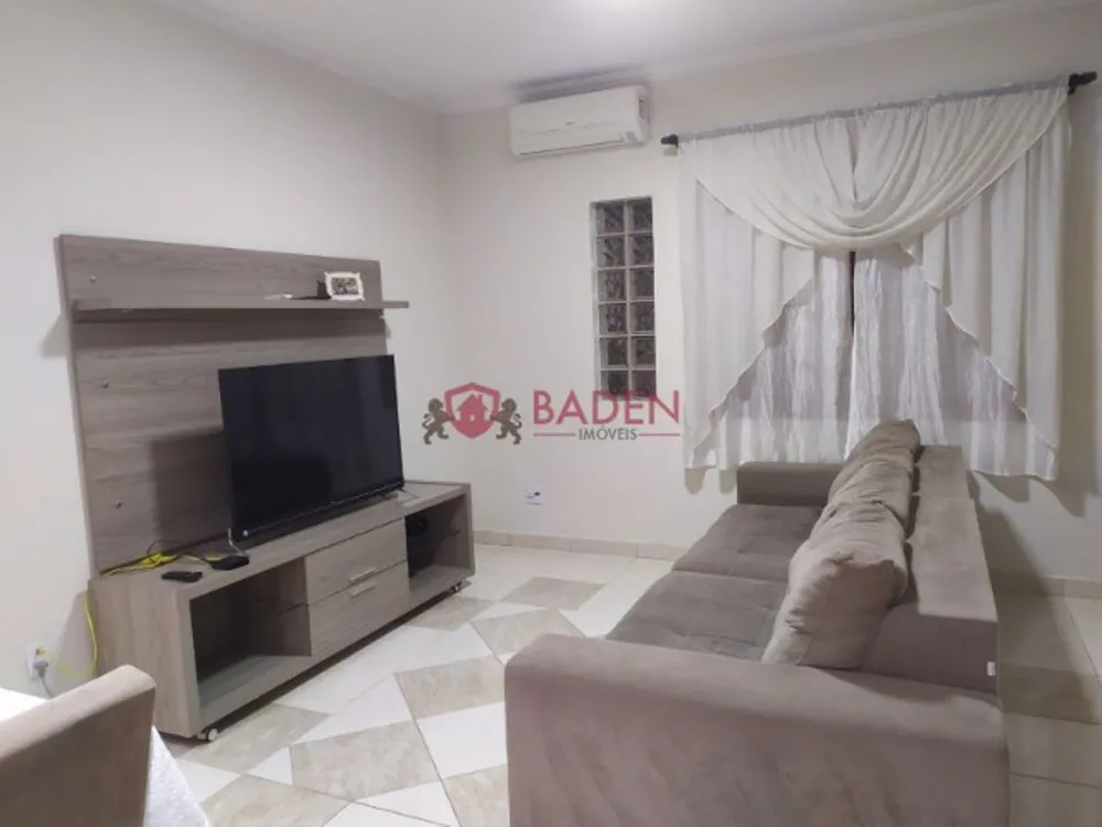 Casa, 3 quartos, 136 m² - Foto 1