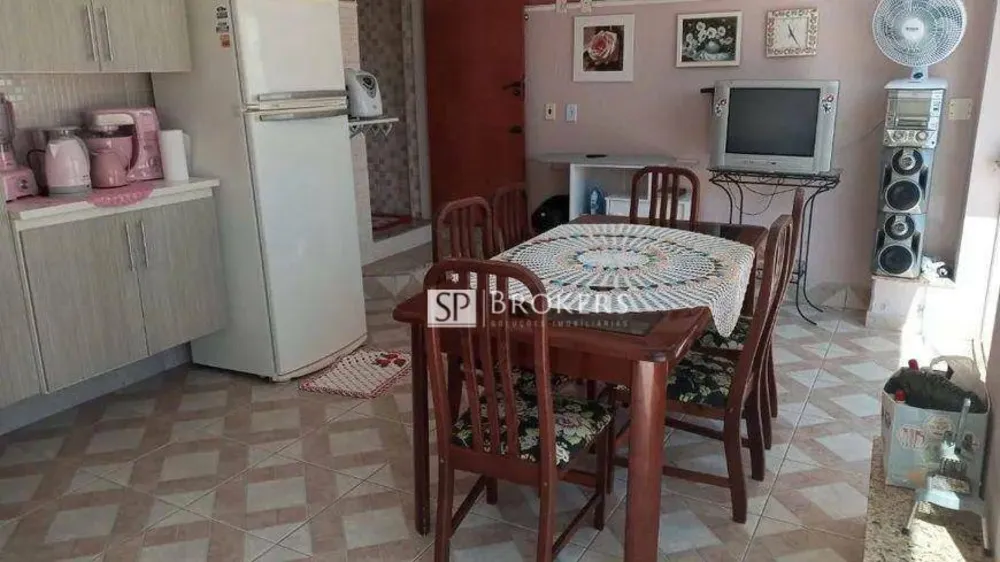 Casa, 3 quartos, 200 m² - Foto 4