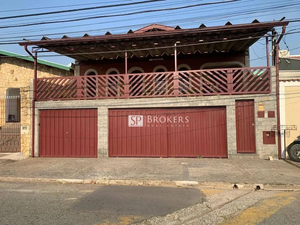 Casa, 3 quartos, 213 m² - Foto 1
