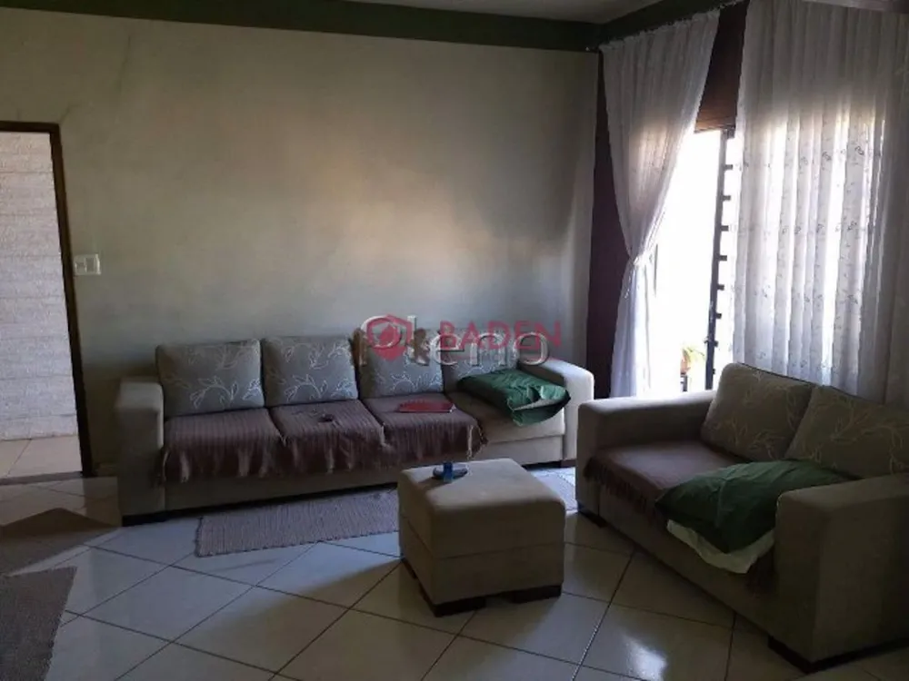 Casa, 5 quartos, 200 m² - Foto 4