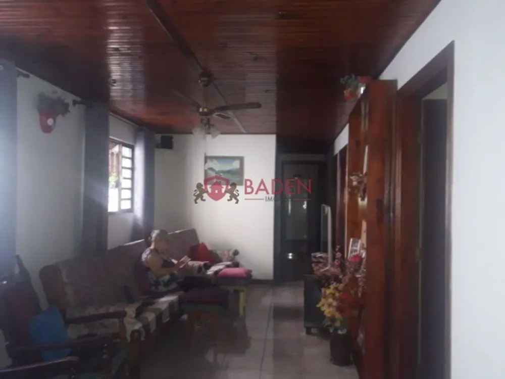 Casa, 6 quartos, 300 m² - Foto 2
