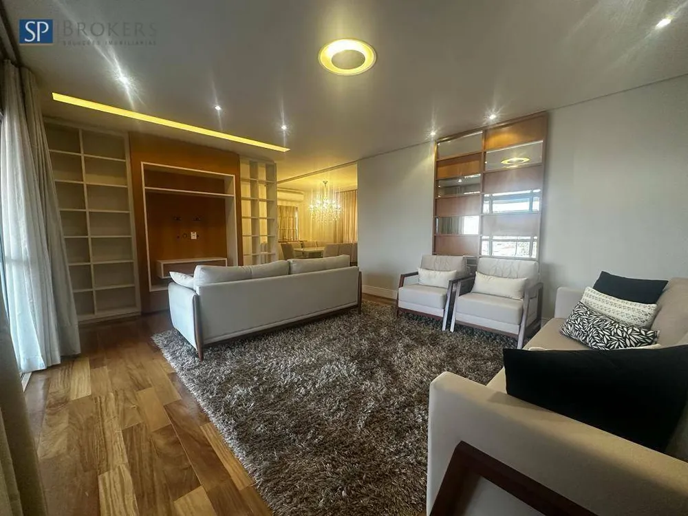 Apartamento, 3 quartos, 186 m² - Foto 1