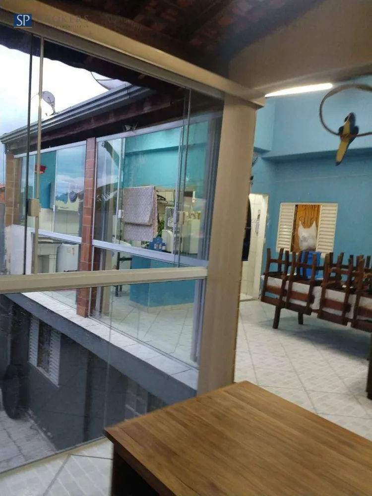 Casa, 6 quartos, 156 m² - Foto 2