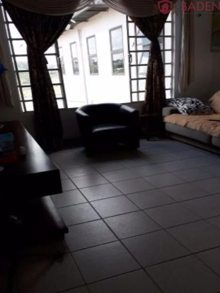 Casa, 2 quartos, 487 m² - Foto 2