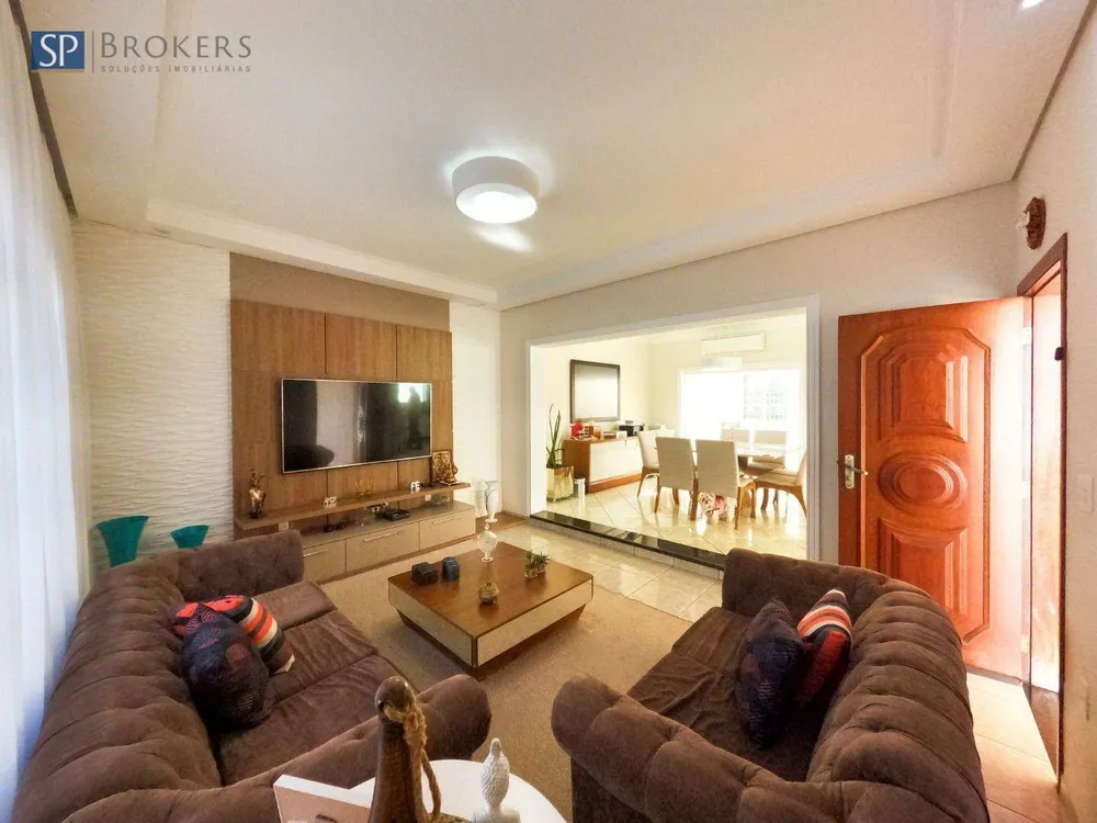 Casa, 3 quartos, 200 m² - Foto 2