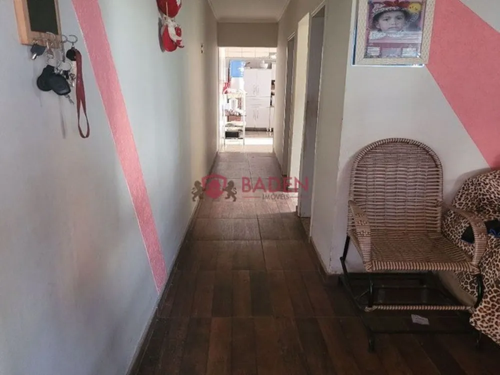 Casa, 3 quartos, 180 m² - Foto 2